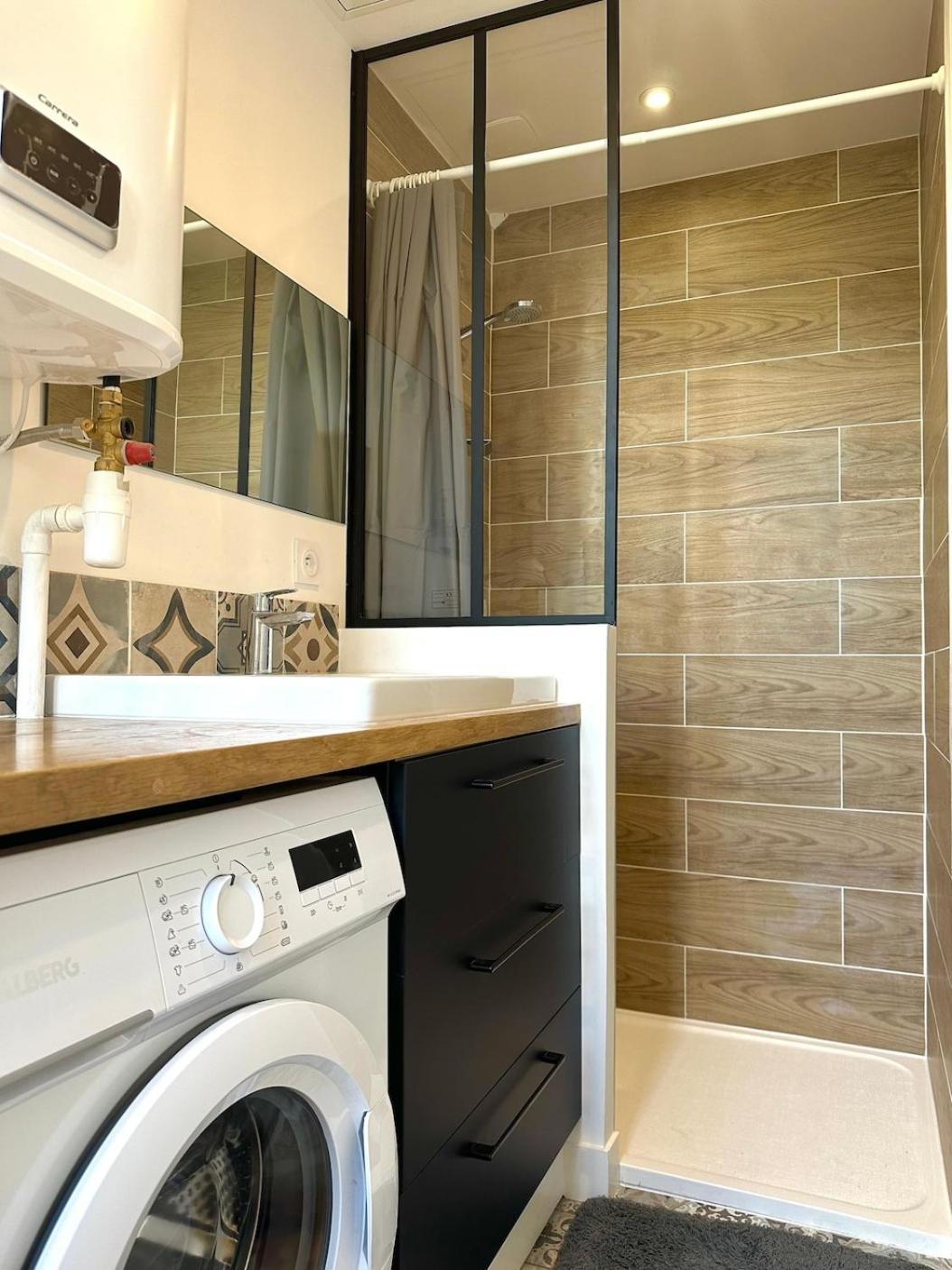 #yellowcenter #20m Jardin Public Apartment